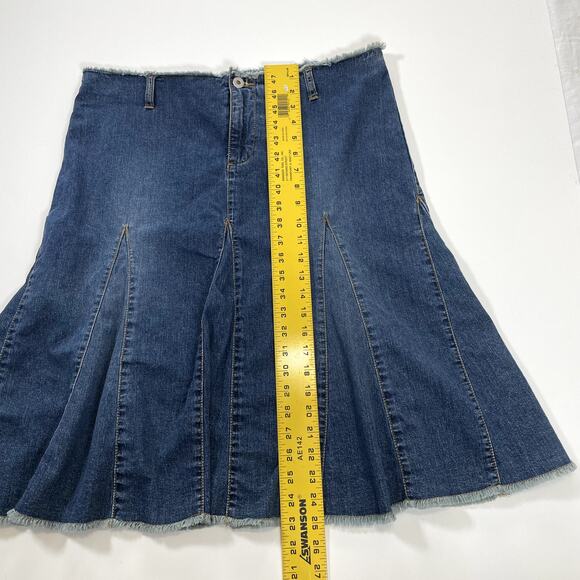 OLD NAVY Y2K  Denim Fit & Flare 12 Raw Hem Button Waist Cotton Jean Skirt Retro - Picture 6 of 7